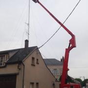 démontage de l' antenne des anciens studios. Avril 2015