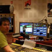 l'animateur Ben dans le studio en 2010