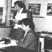 Monsieur le Maire dans le studio,dans les combles de la mairie